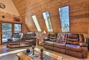 Raven’s Nest Cabin with Glowing Bocce Ball Court